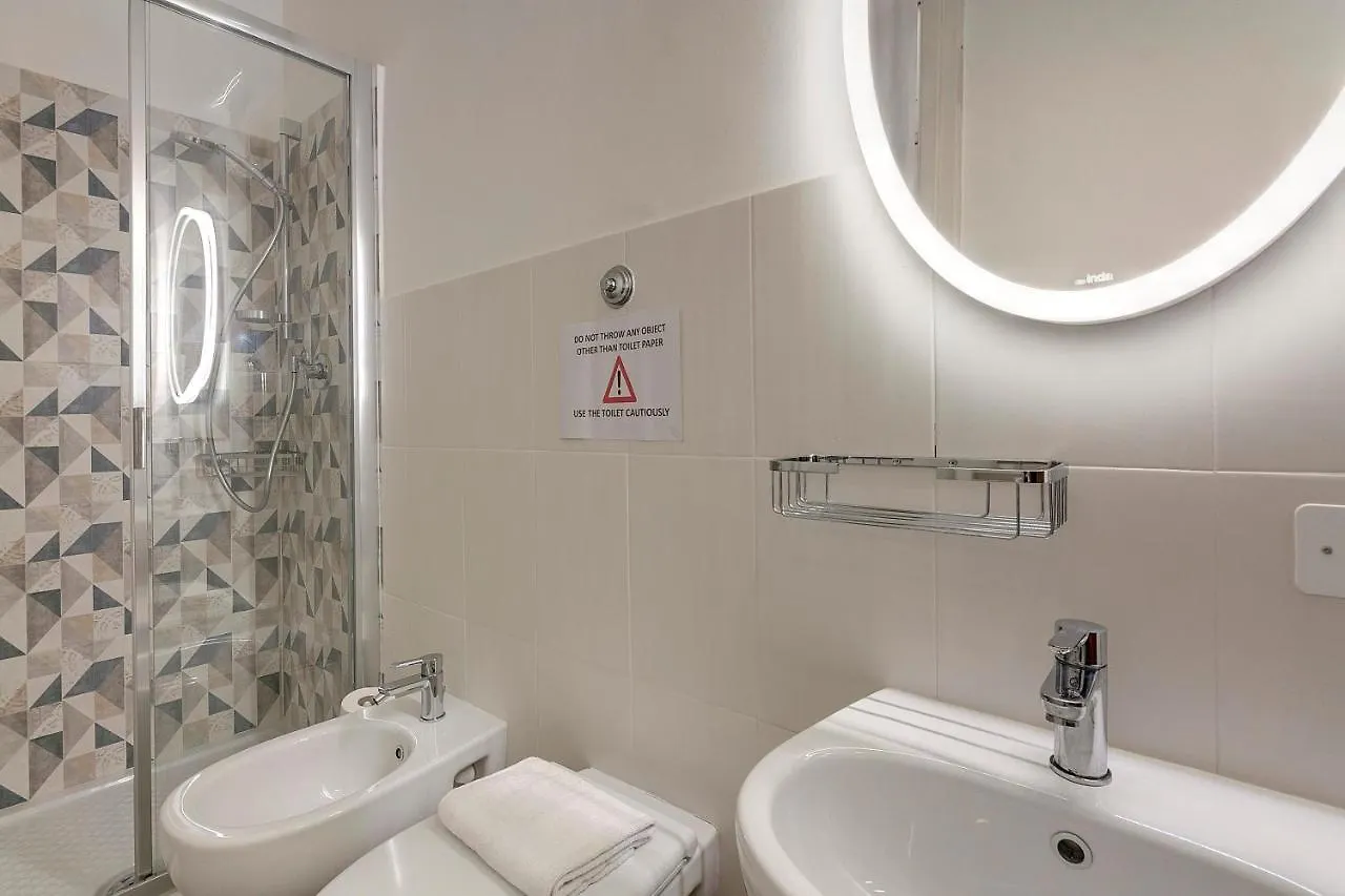 Servi 34 Florencie Apartmán