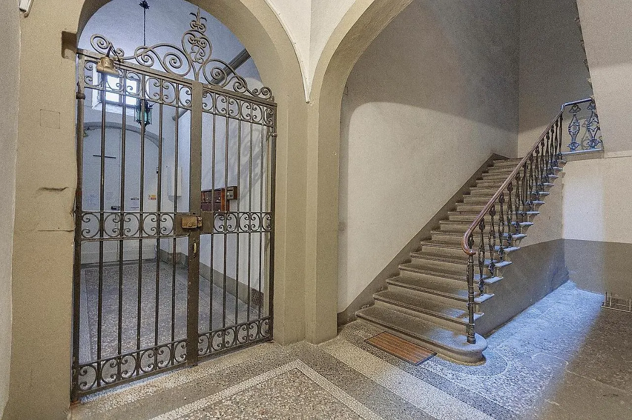 Servi 34 Florencie Apartmán